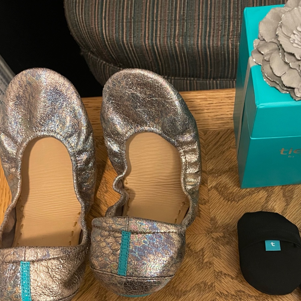 BNIB Love Potion Tieks Size 11